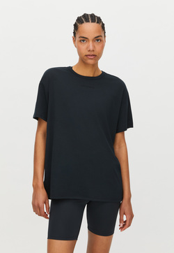 Røhnisch Clara Base Tee  - Røhnisch