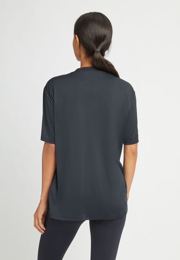 Røhnisch Court Loose Tee Black - Røhnisch